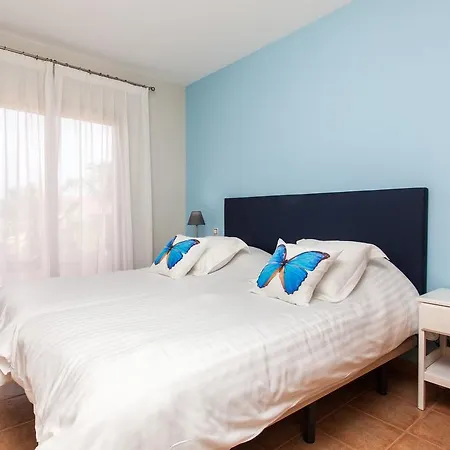 Con Piscina ,vista Mar Y Campo De Golf