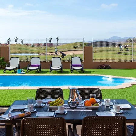 Villa Con Piscina ,vista Mar Y Campo De Golf *