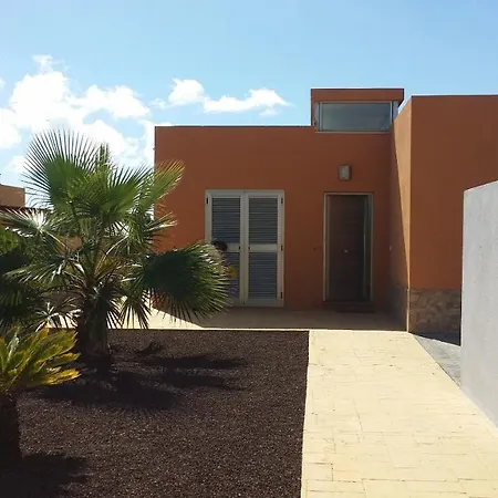 Villa Con Piscina ,vista Mar Y Campo De Golf